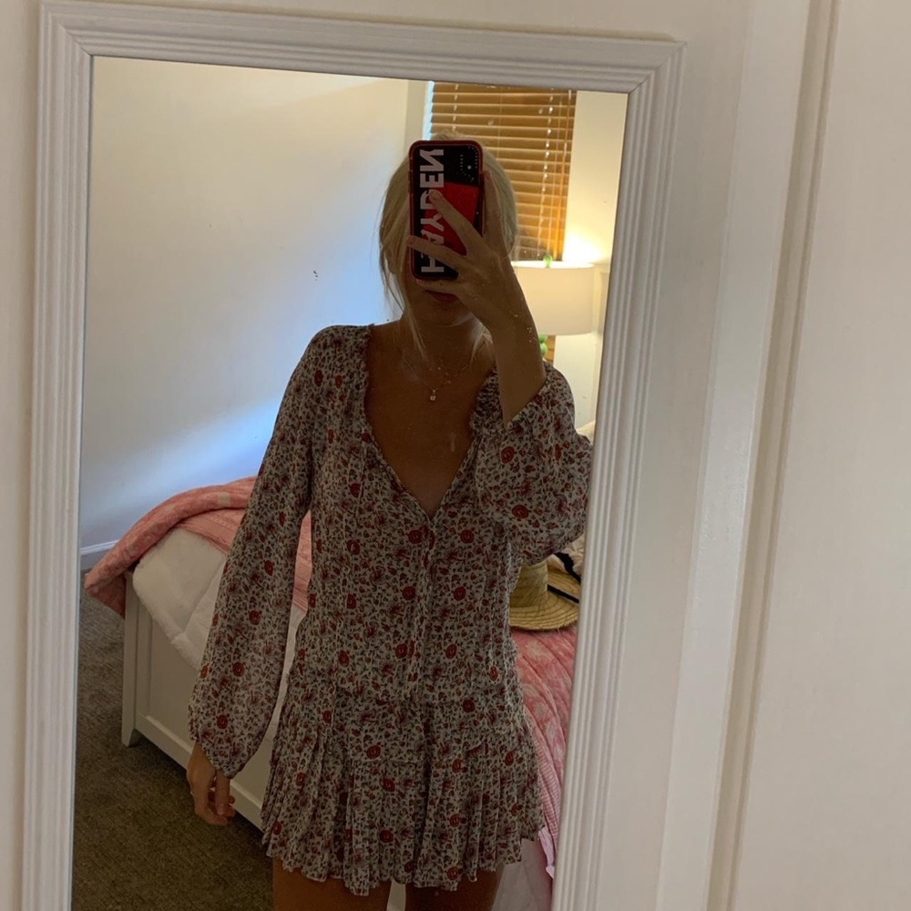 Loveshackfancy popover silk mini dress!! Size small. Stunning floral print!!
